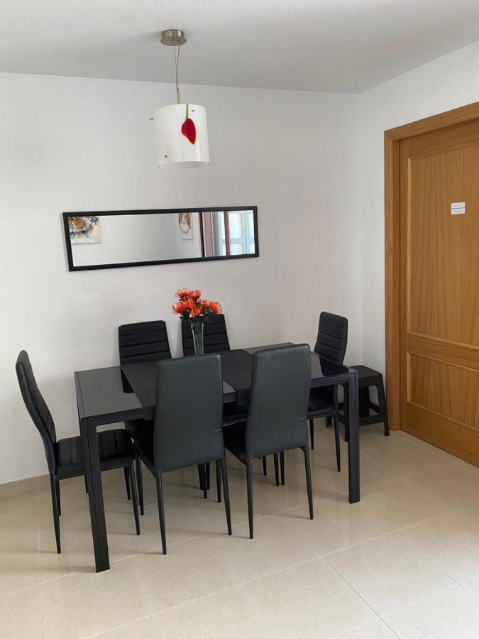 Nice Apartment With Terrace On The Los Locos Beach تورّيفيِخا المظهر الخارجي الصورة