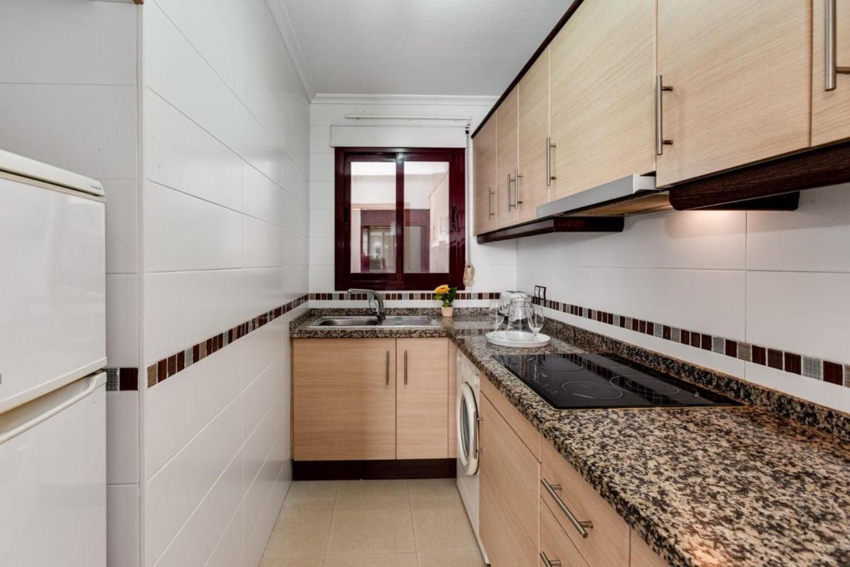 Nice Apartment With Terrace On The Los Locos Beach تورّيفيِخا المظهر الخارجي الصورة