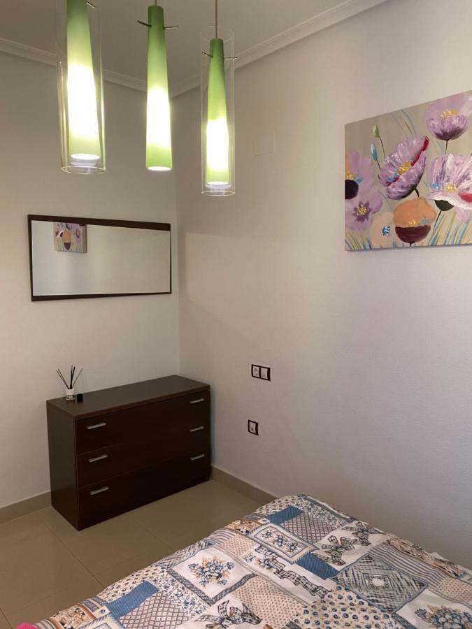 Nice Apartment With Terrace On The Los Locos Beach تورّيفيِخا المظهر الخارجي الصورة